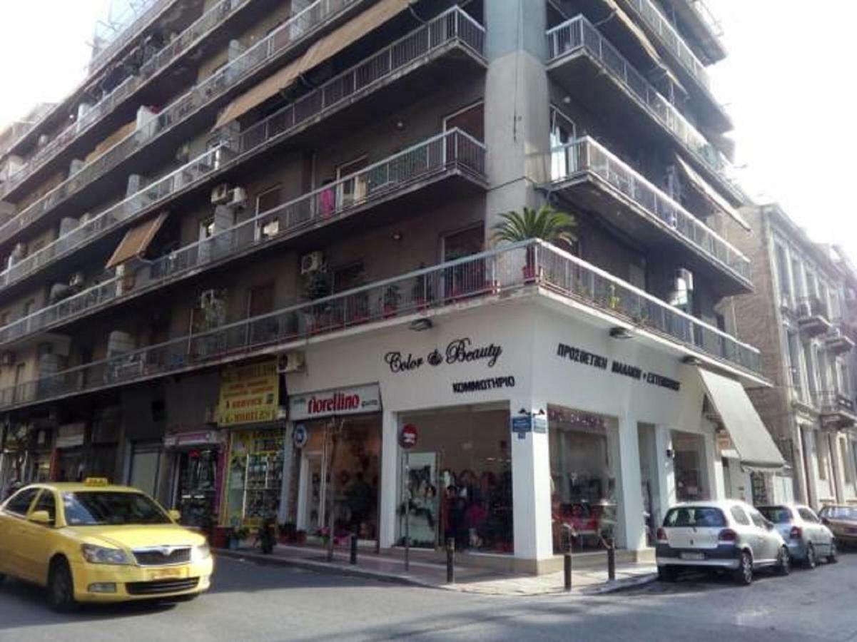 Comfortable Inexpensive Apartmets Near Metro Athènes Extérieur photo